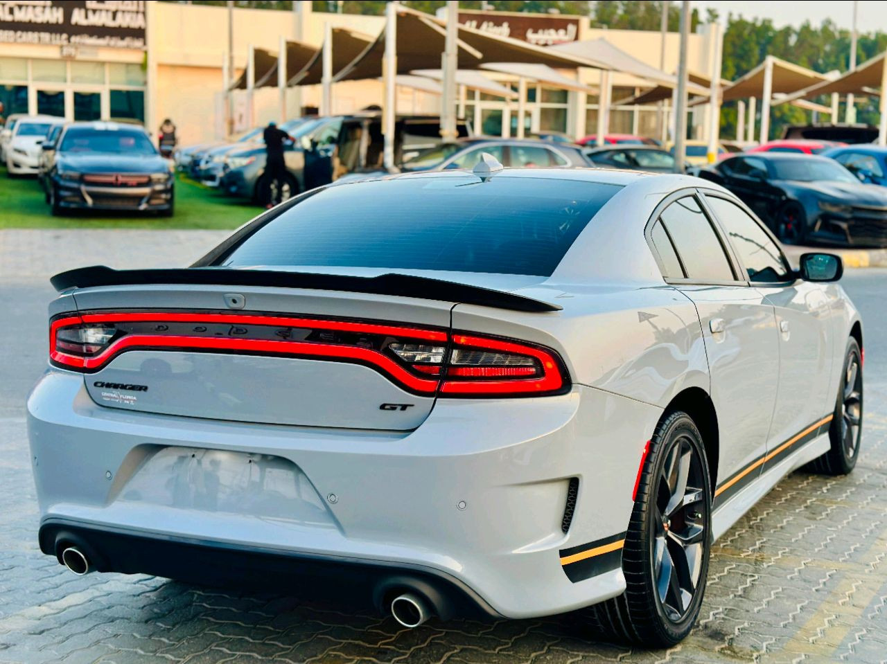 Dodge Charger - Image 6