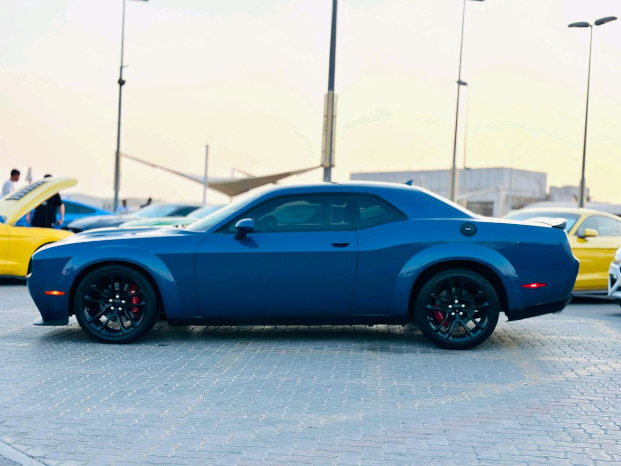 Dodge Challenger - Image 9