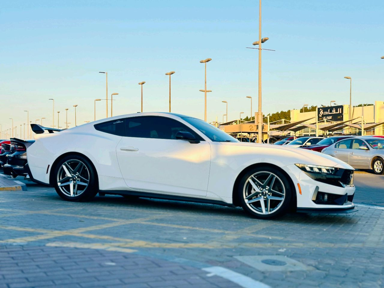 Ford Mustang - Image 5