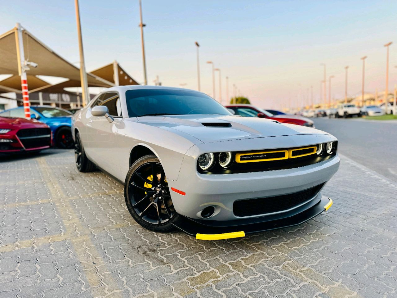 Dodge Challenger - Image 4