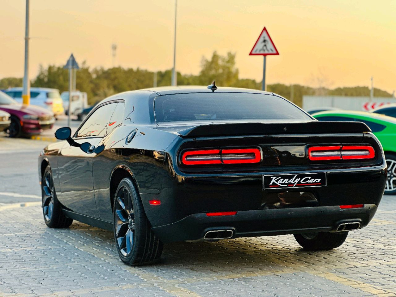 Dodge Challenger - Image 8