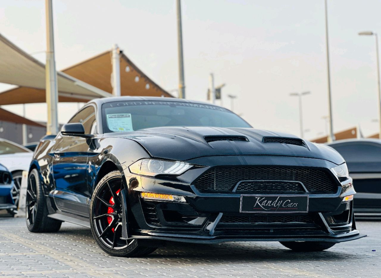 Ford Mustang - Image 4