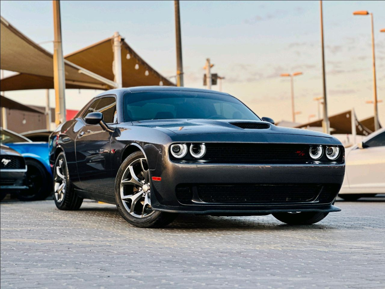 Dodge Challenger - Image 8