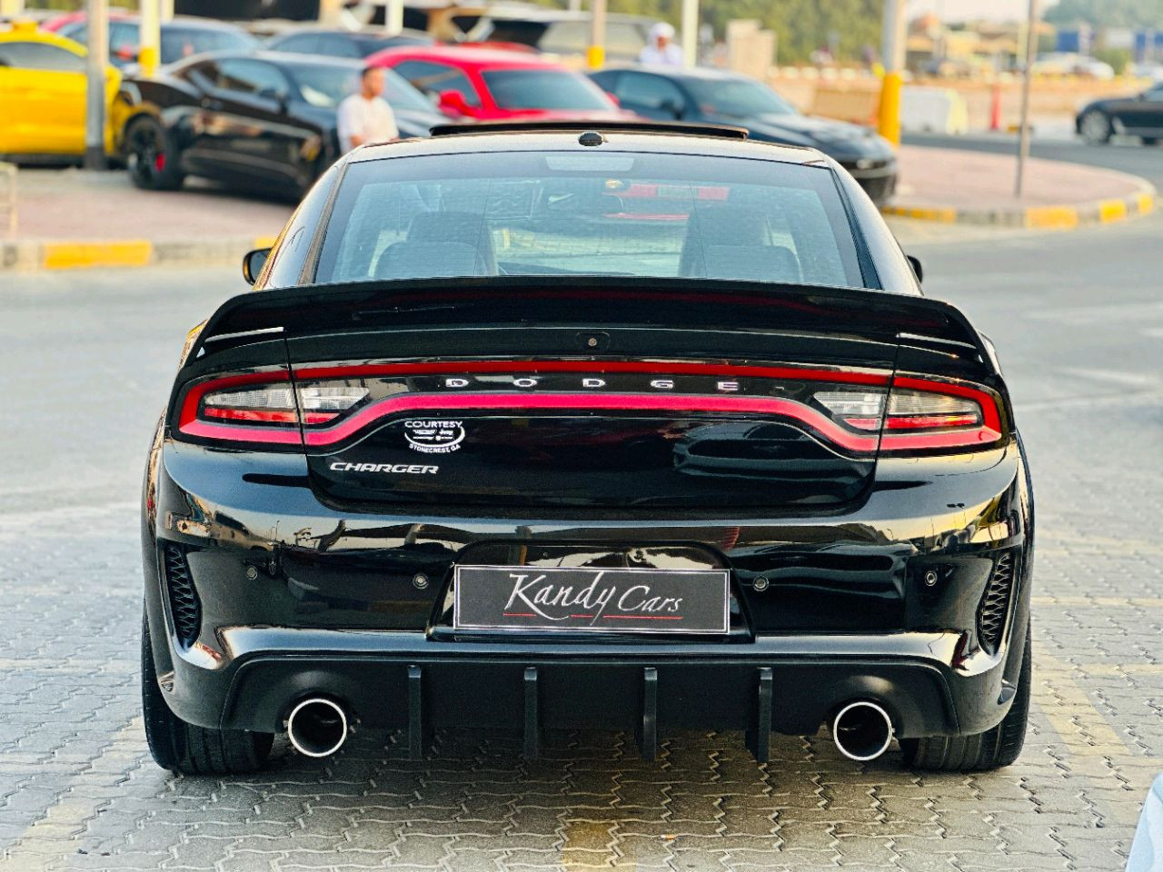 Dodge Charger - Image 8