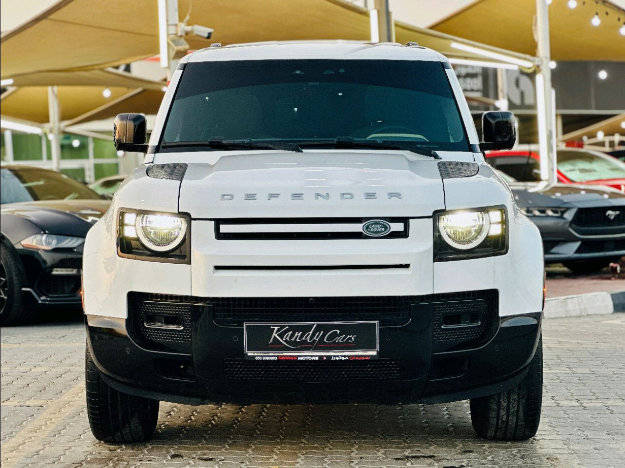 Land Rover Defender - Image 3