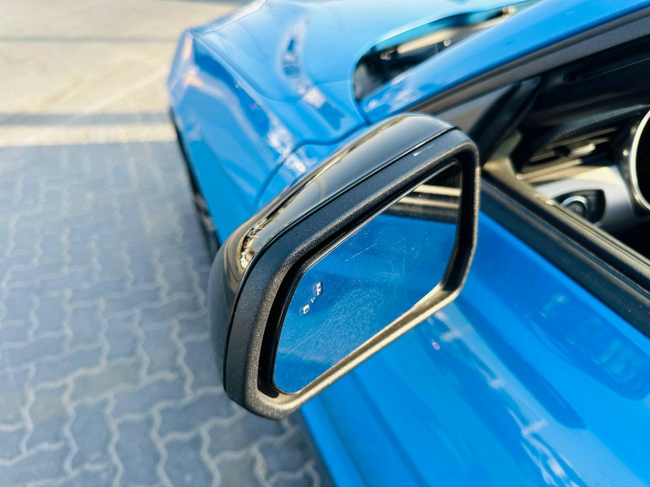 Ford Mustang - Image 10