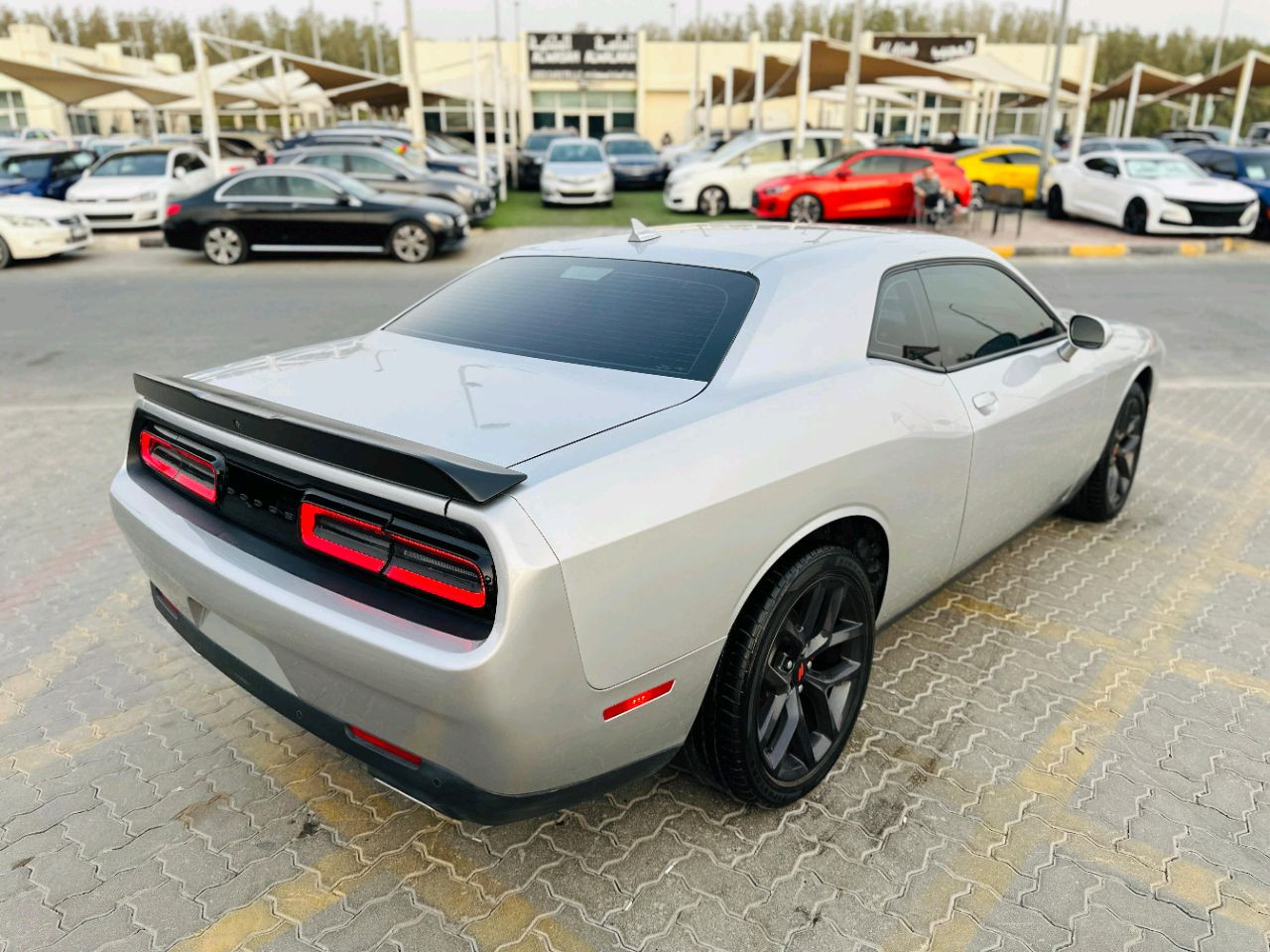 Dodge Challenger - Image 6
