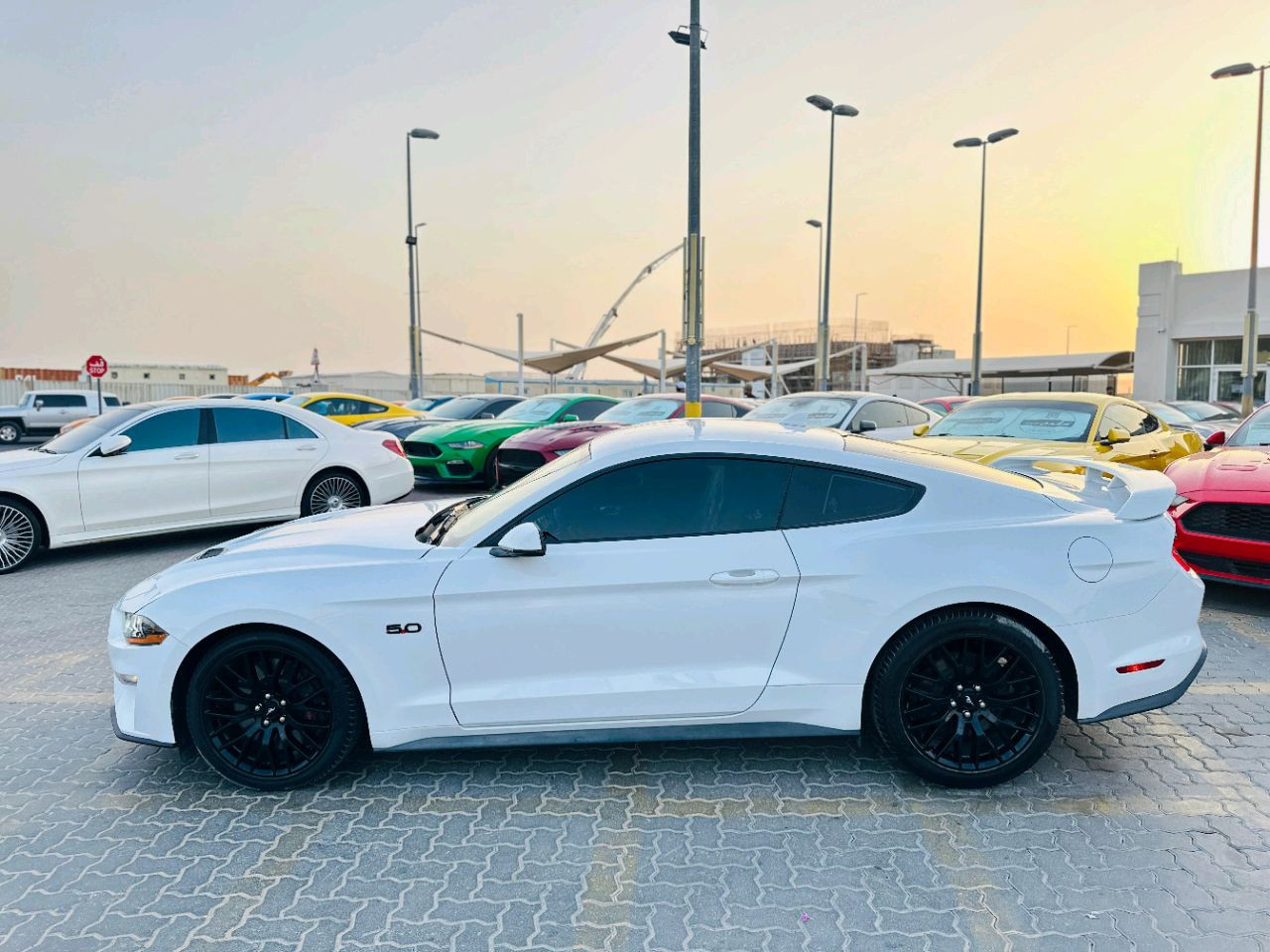 Ford Mustang - Image 9