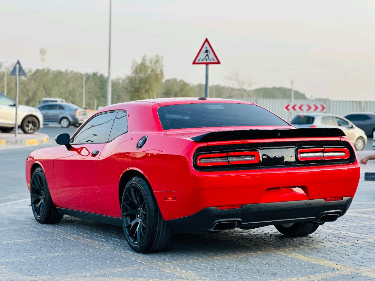 Dodge Challenger - Image 8