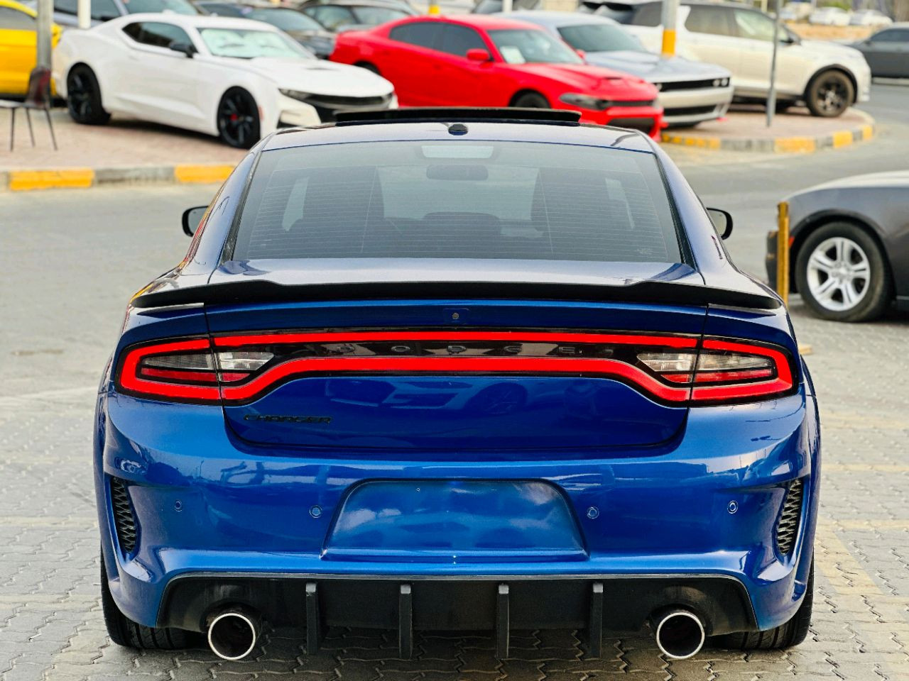 Dodge Charger - Image 7