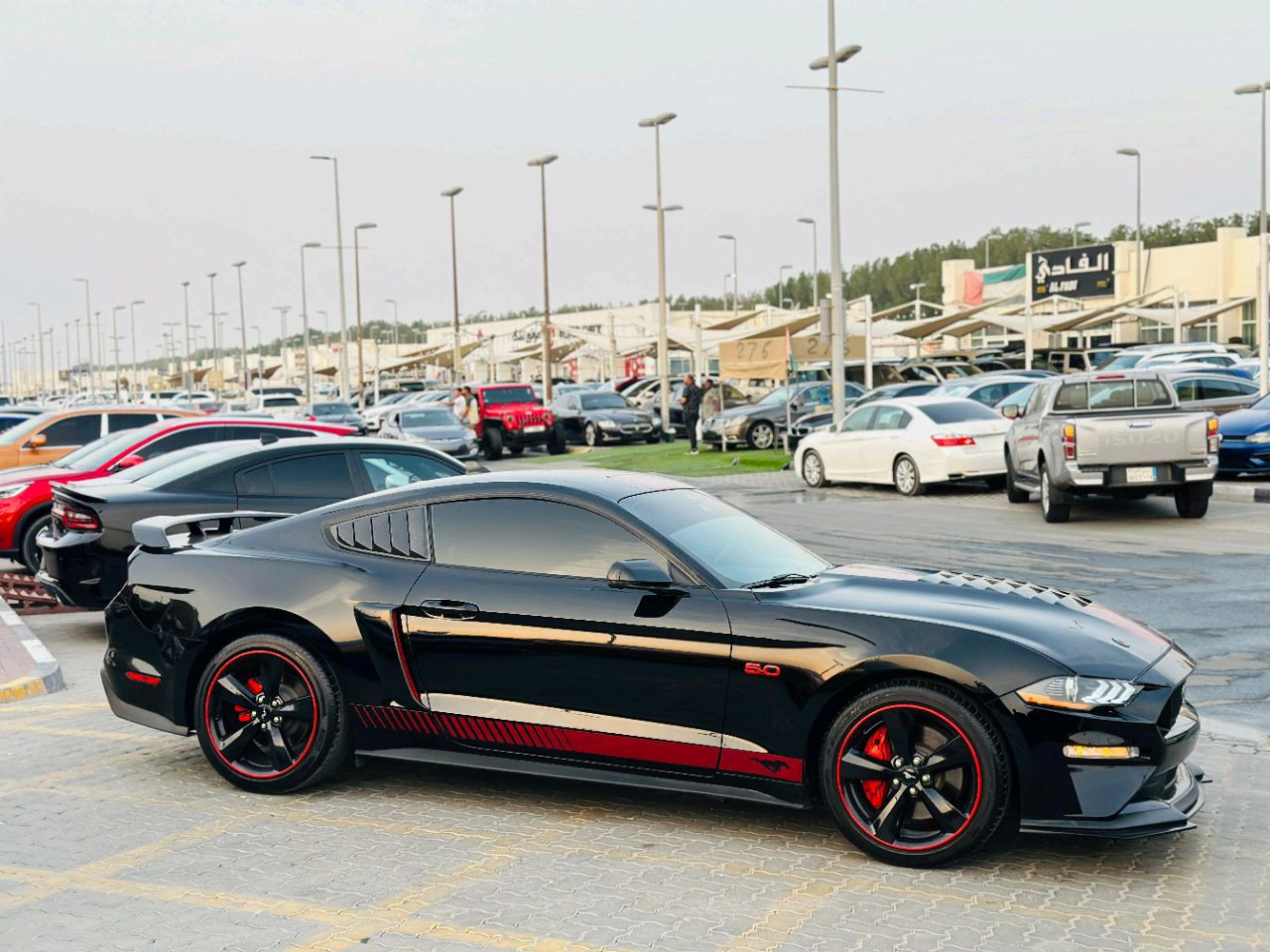 Ford Mustang - Image 5