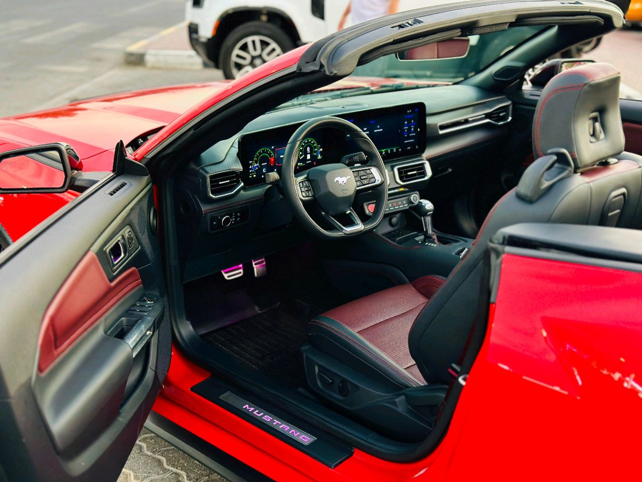 Ford Mustang - Image 11
