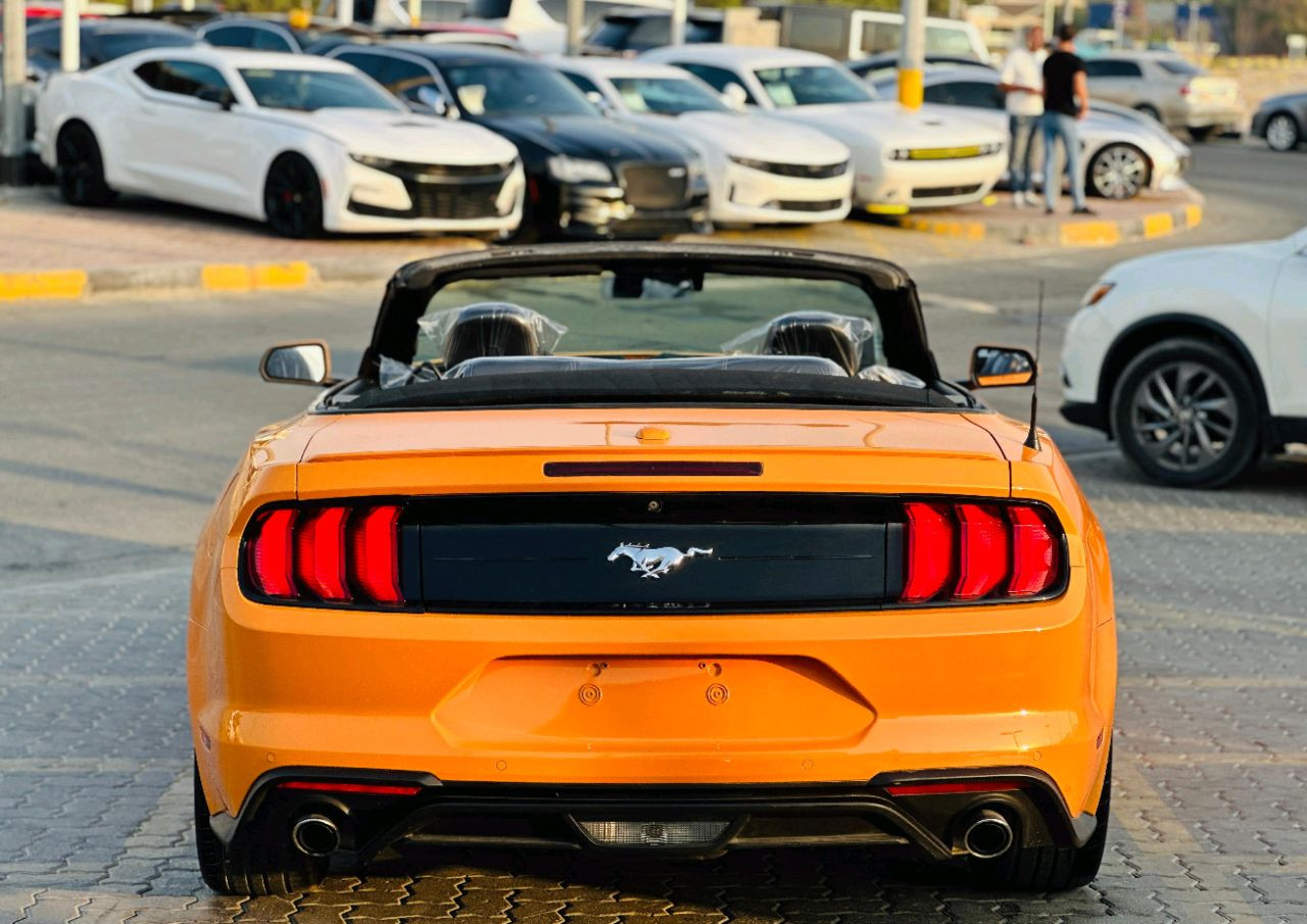 Ford Mustang - Image 7