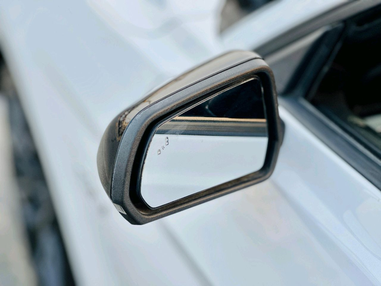 Ford Mustang - Image 11