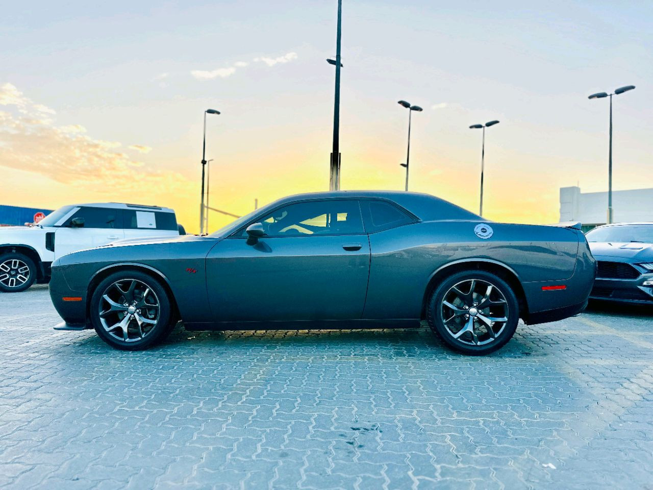 Dodge Challenger - Image 3