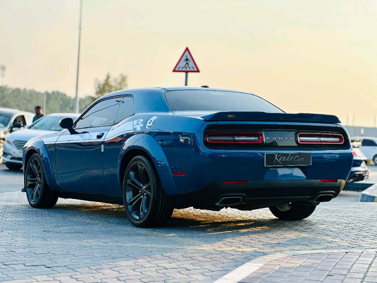 Dodge Challenger - Image 7