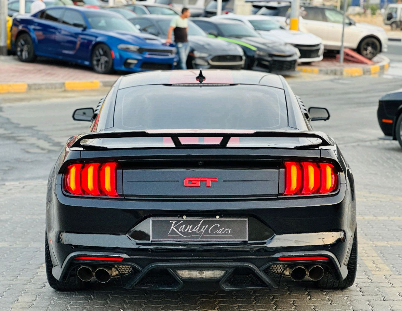 Ford Mustang - Image 7