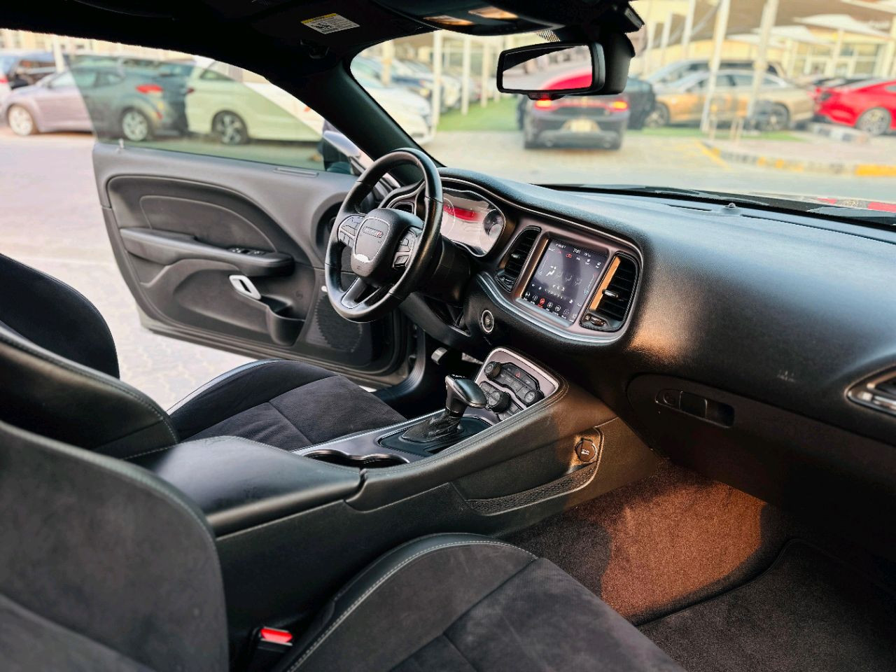 Dodge Challenger - Image 11