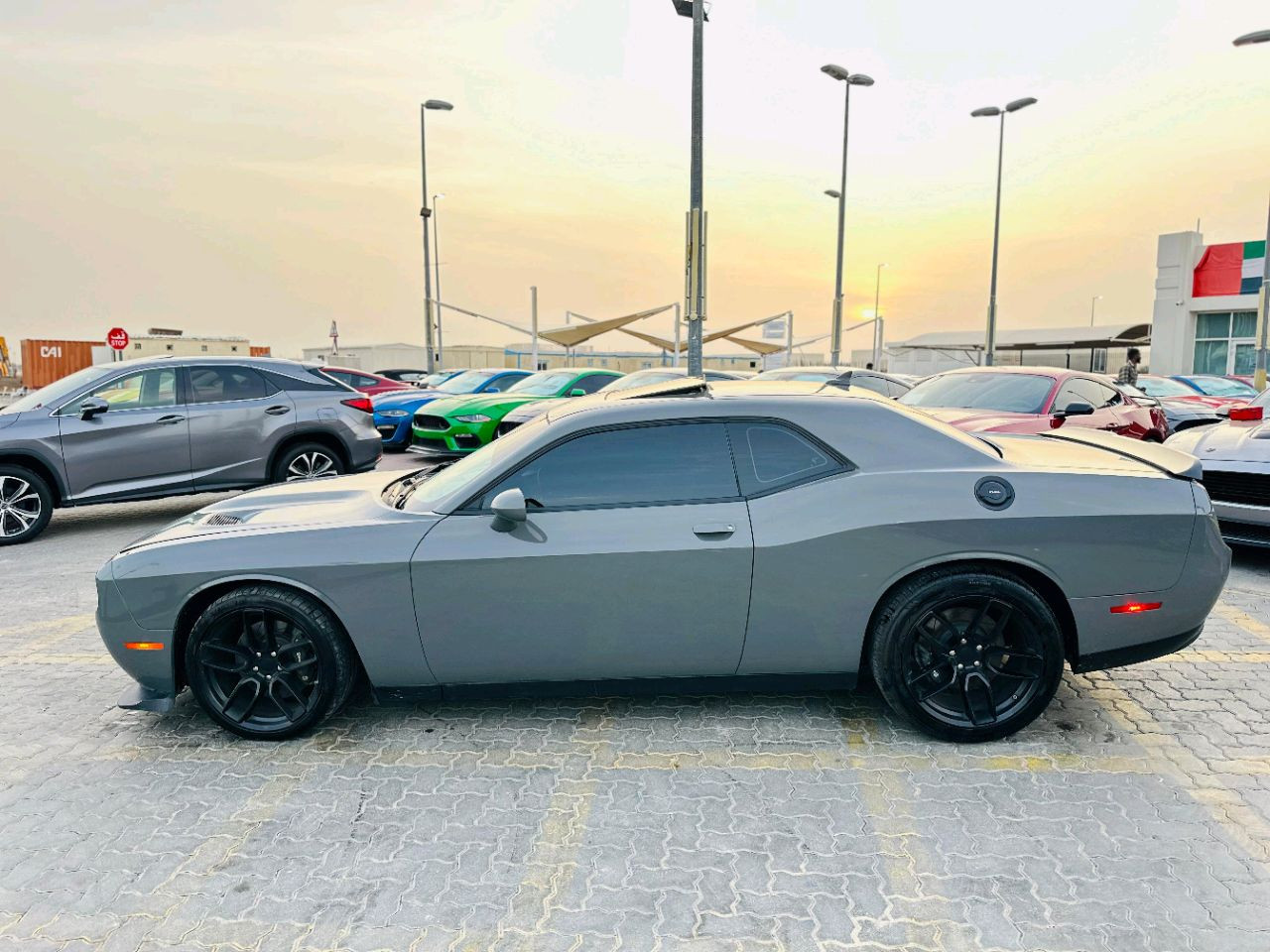 Dodge Challenger - Image 9