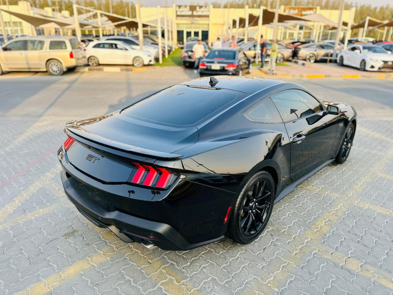 Ford Mustang - Image 6