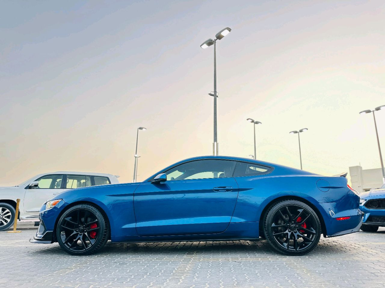 Ford Mustang - Image 9