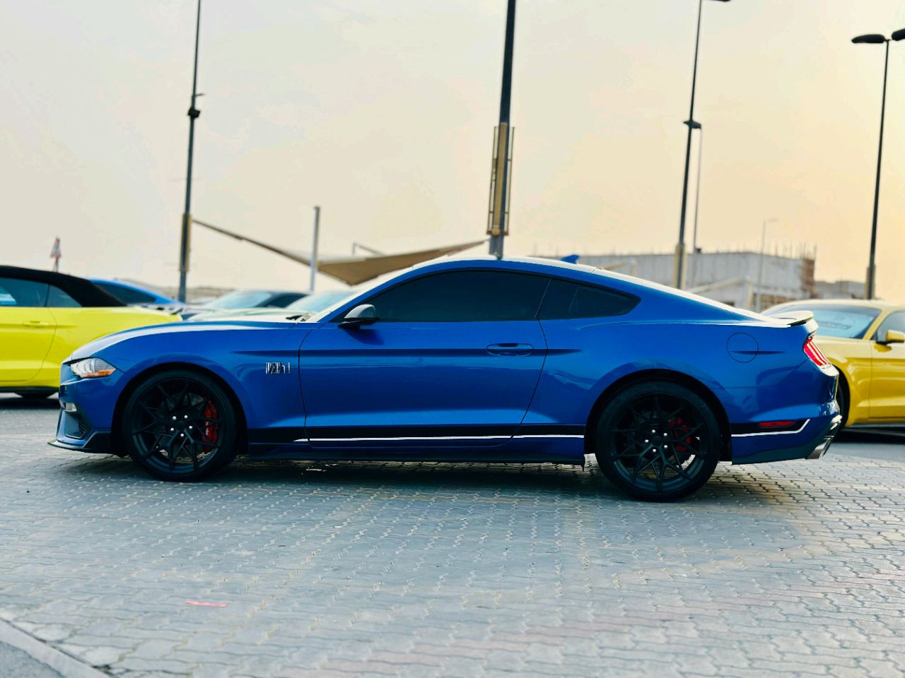 Ford Mustang - Image 8