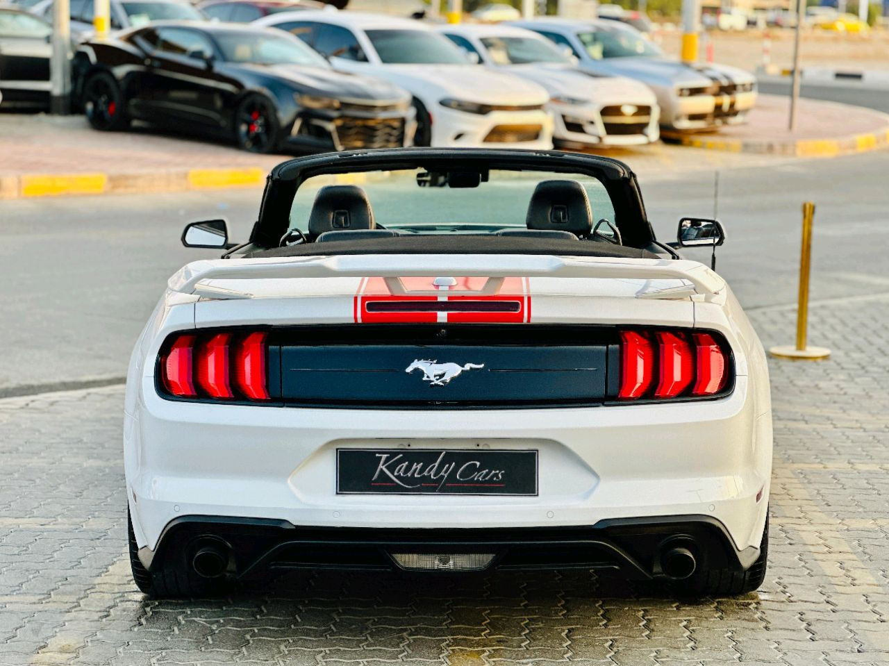 Ford Mustang - Image 7