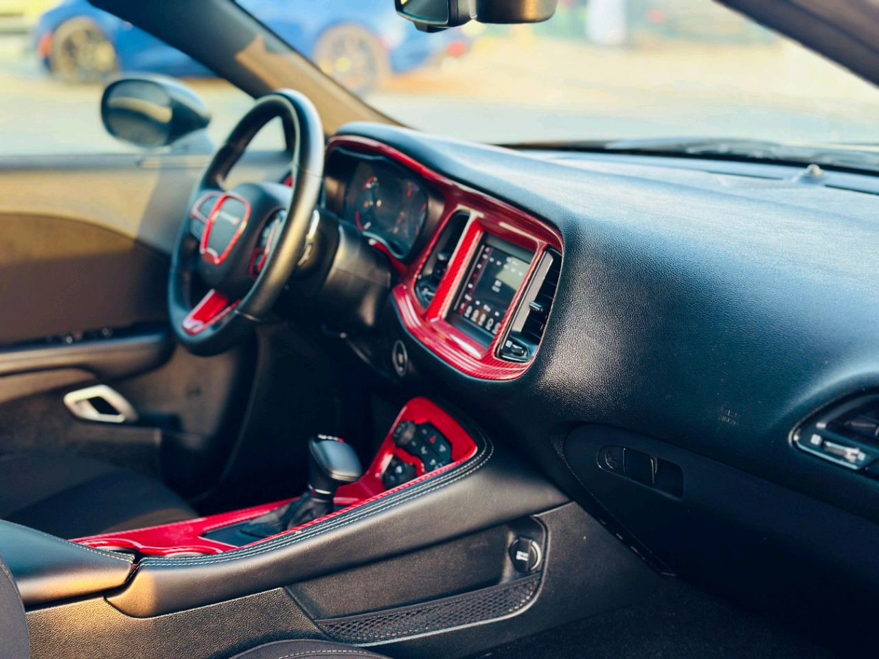Dodge Challenger - Image 10