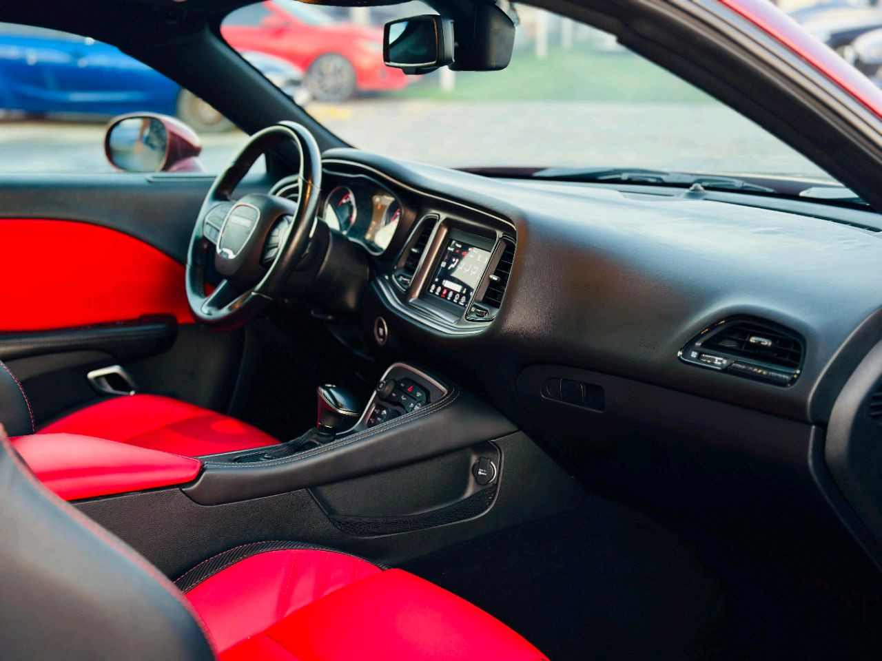 Dodge Challenger - Image 11