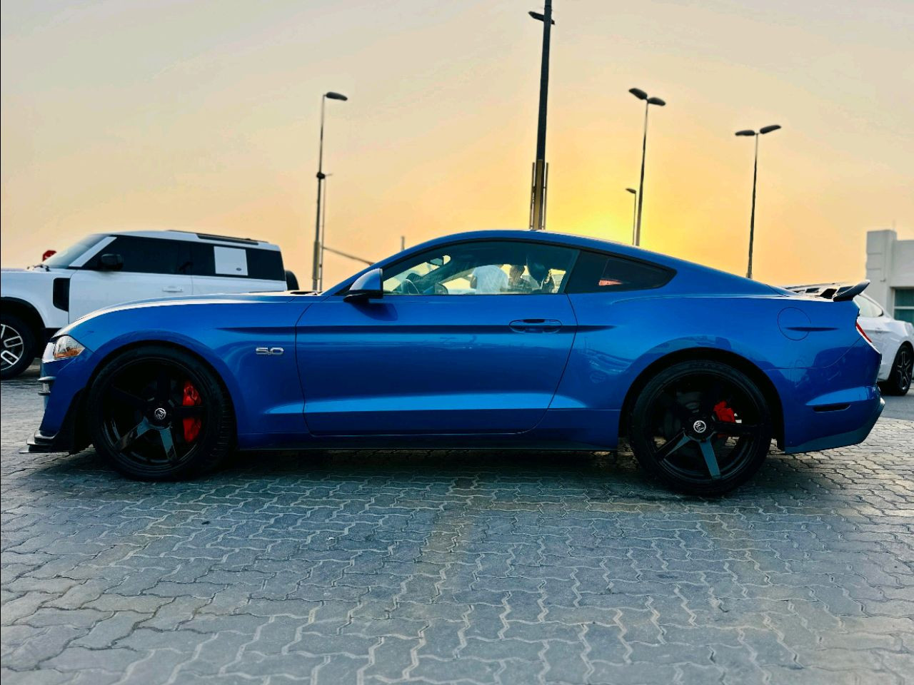 Ford Mustang - Image 5