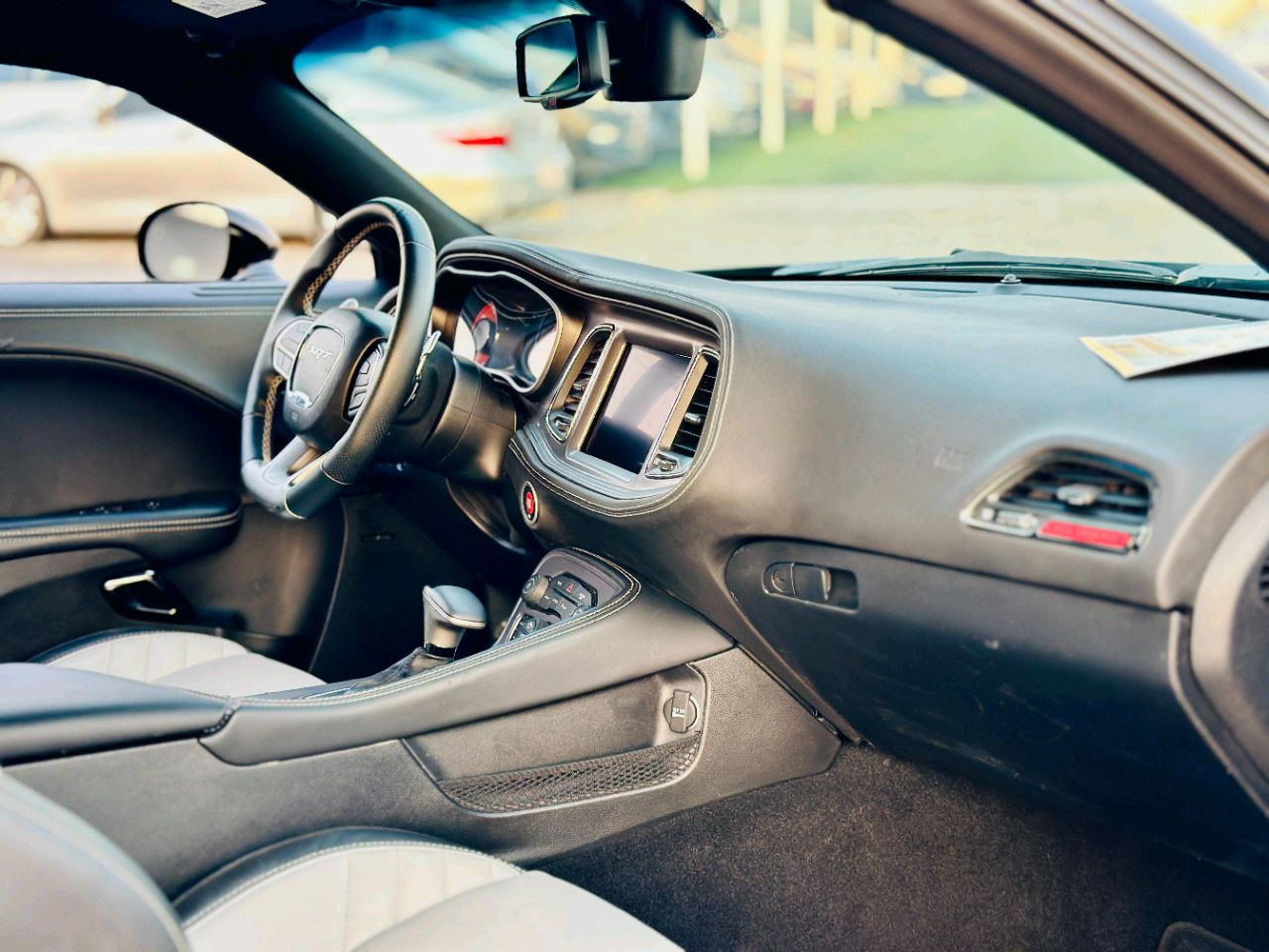Dodge Challenger - Image 8
