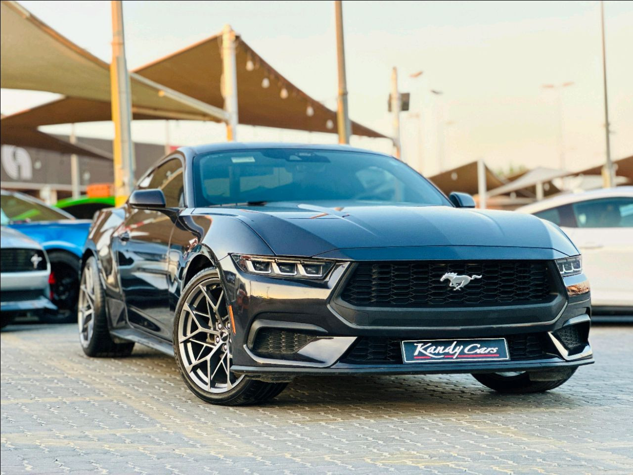 Ford Mustang - Image 4