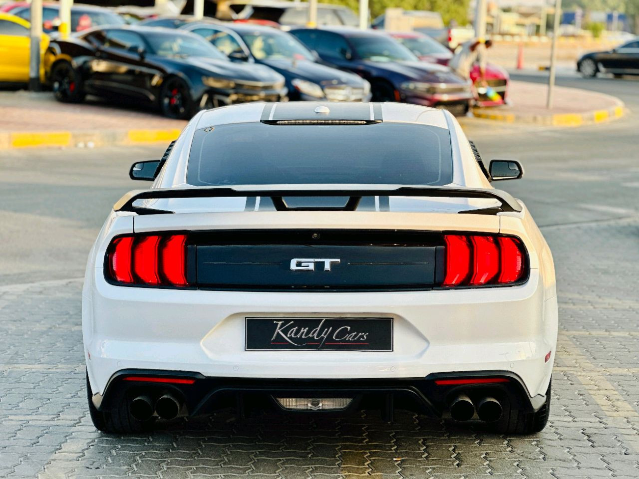 Ford Mustang - Image 7