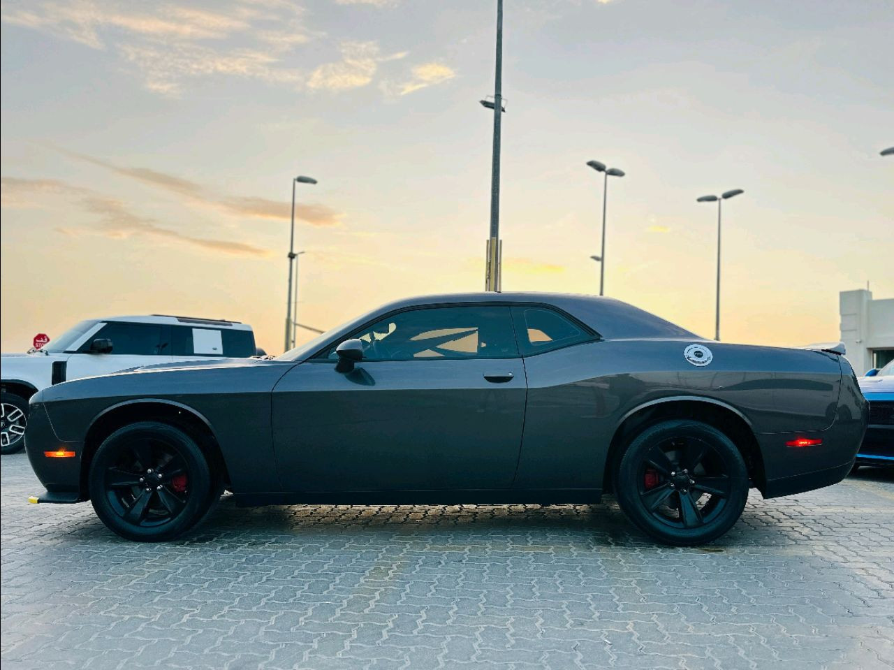 Dodge Challenger - Image 13