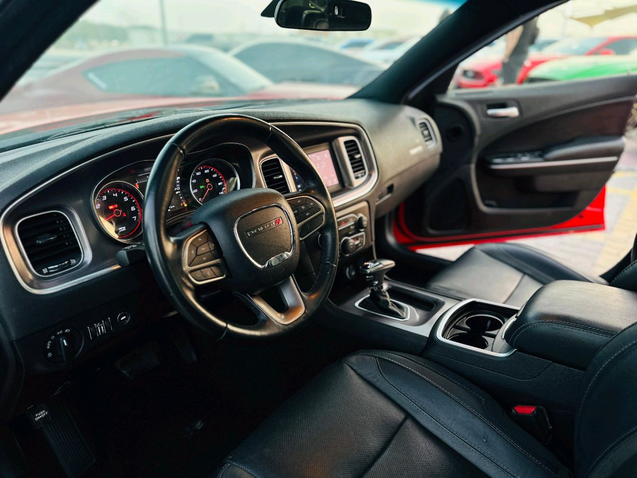 Dodge Charger - Image 10
