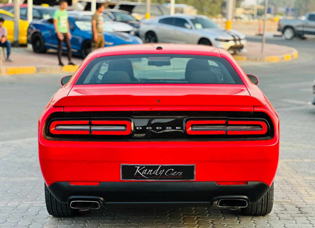 Dodge Challenger - Image 7