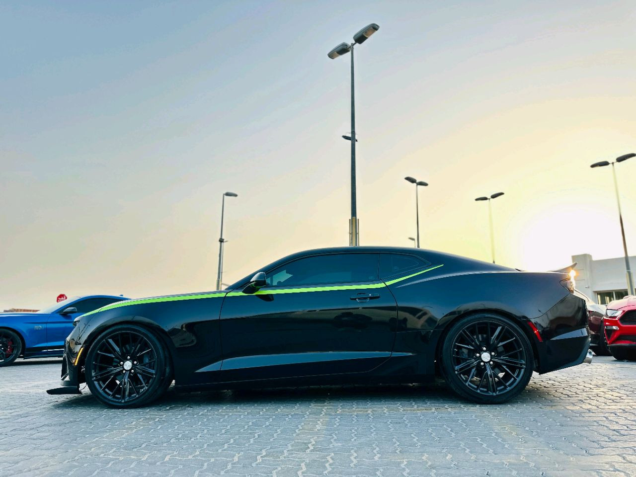 Chevrolet Camaro - Image 9