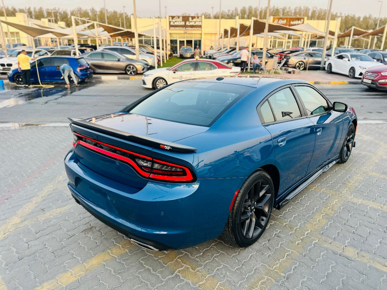 Dodge Charger - Image 6