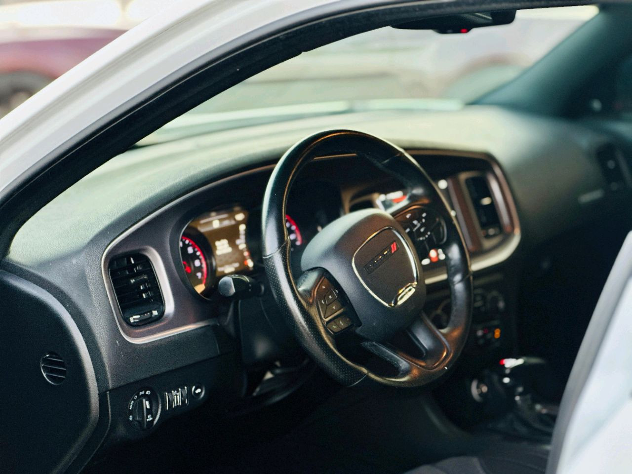 Dodge Charger - Image 4