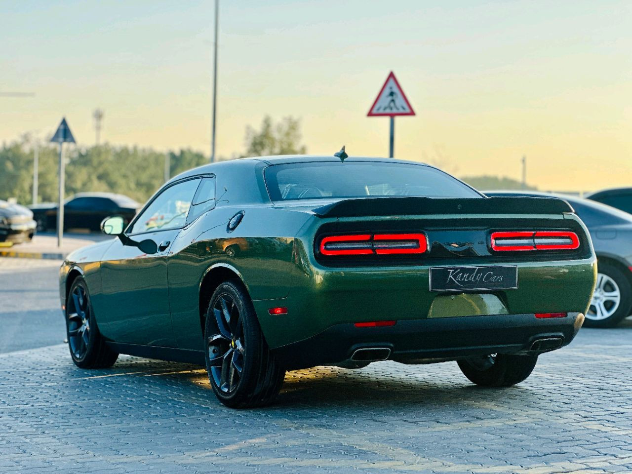 Dodge Challenger - Image 8