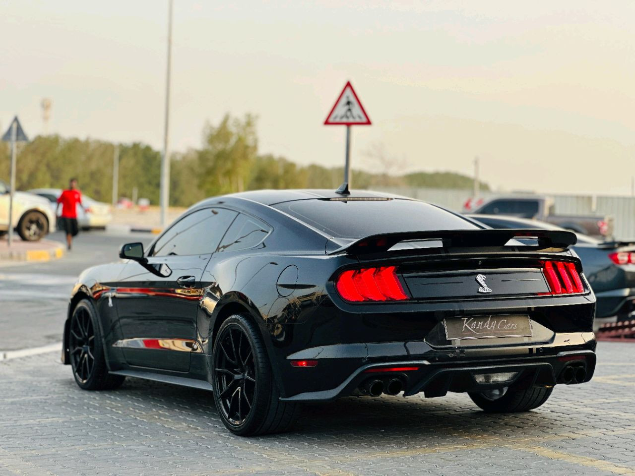 Ford Mustang - Image 8