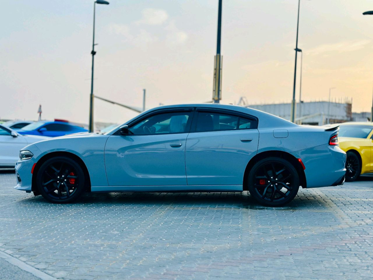 Dodge Charger - Image 6