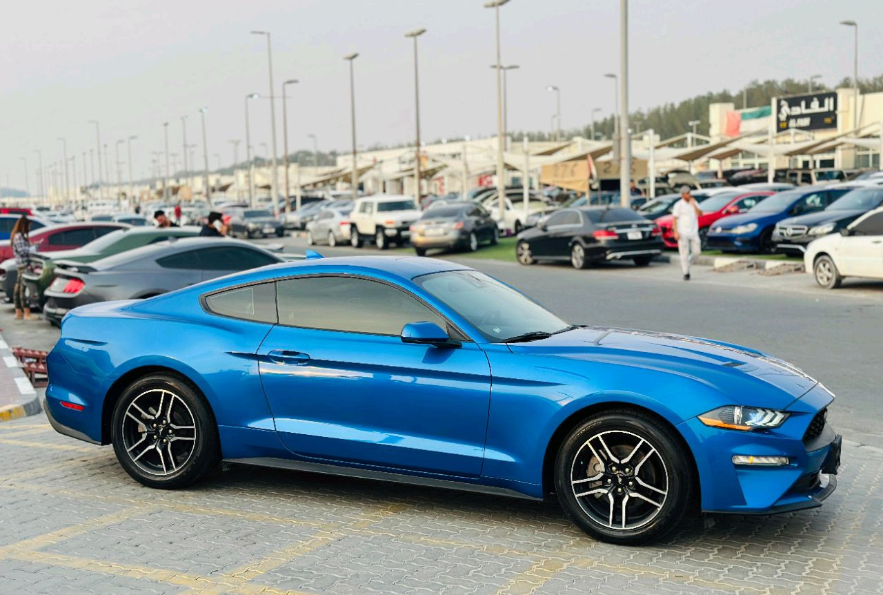 Ford Mustang - Image 5