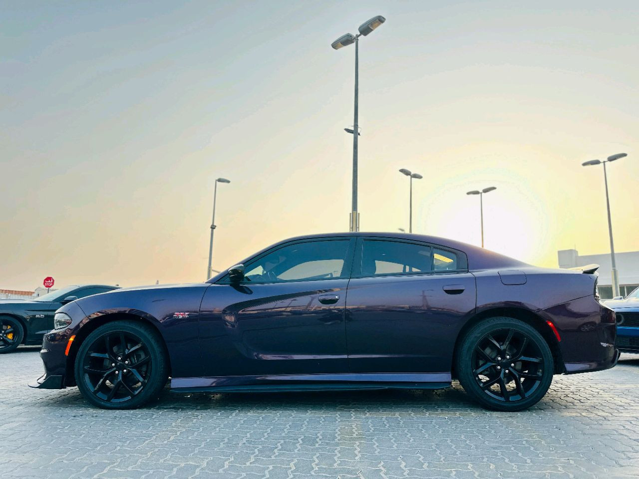 Dodge Charger - Image 6