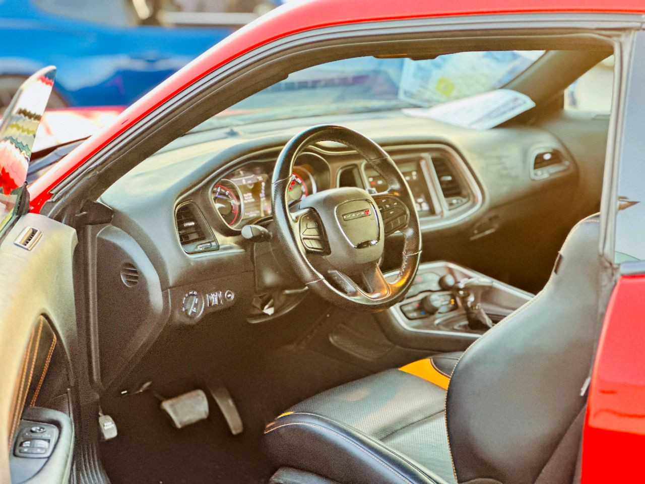 Dodge Challenger - Image 10
