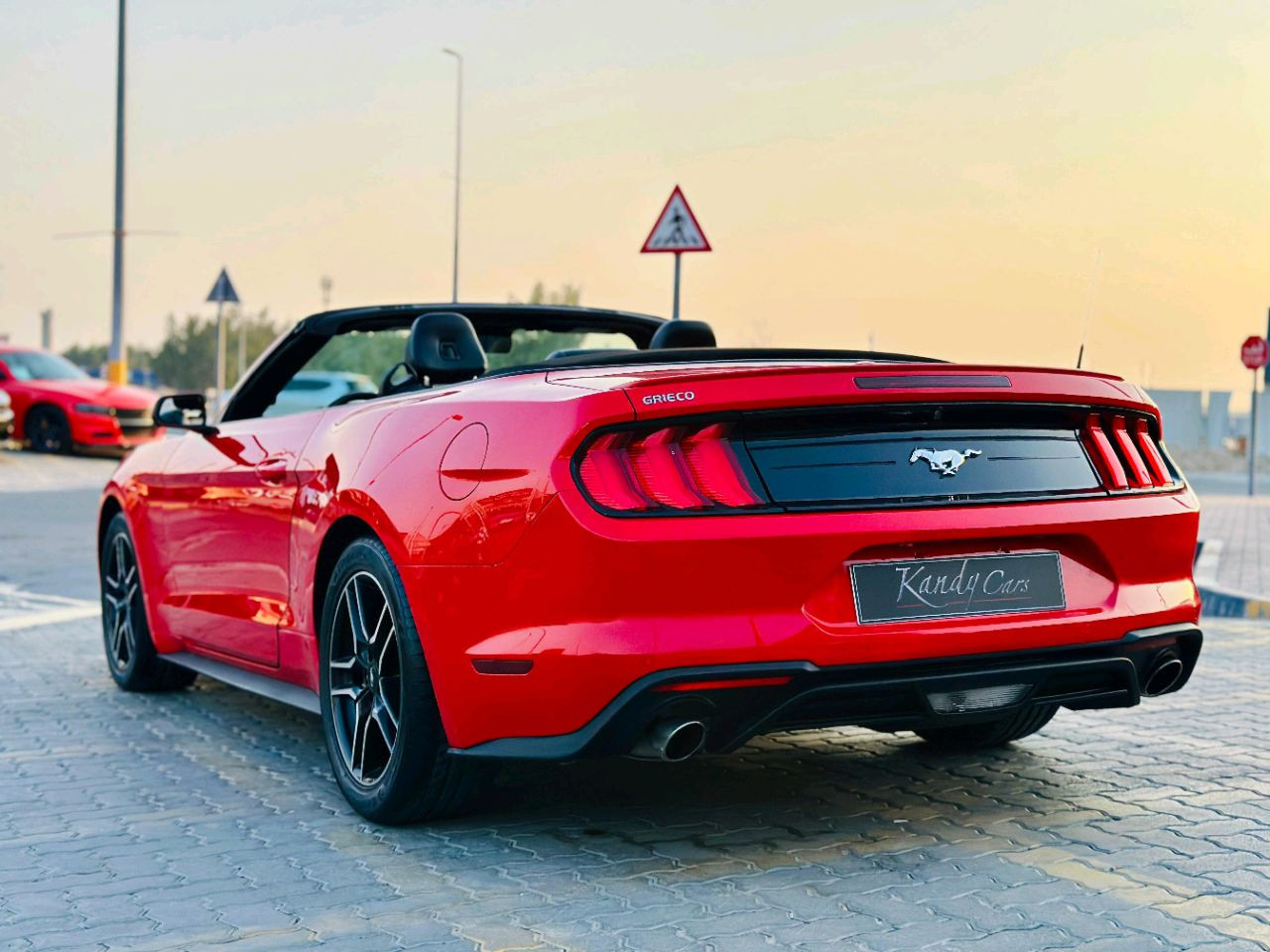 Ford Mustang - Image 8