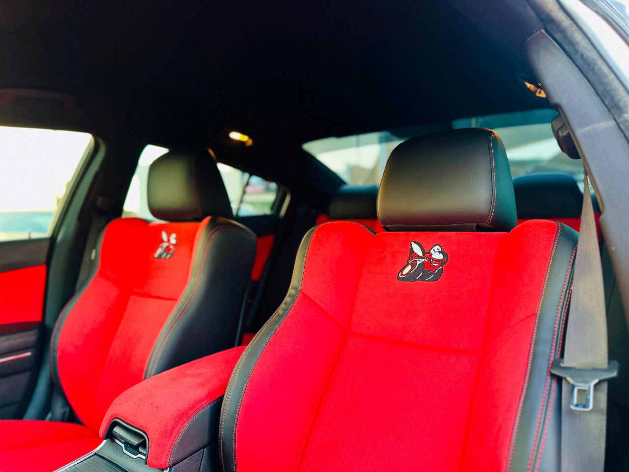 Dodge Charger - Image 11