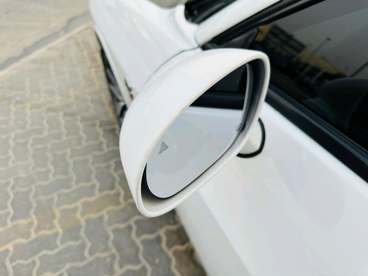 Dodge Challenger - Image 7