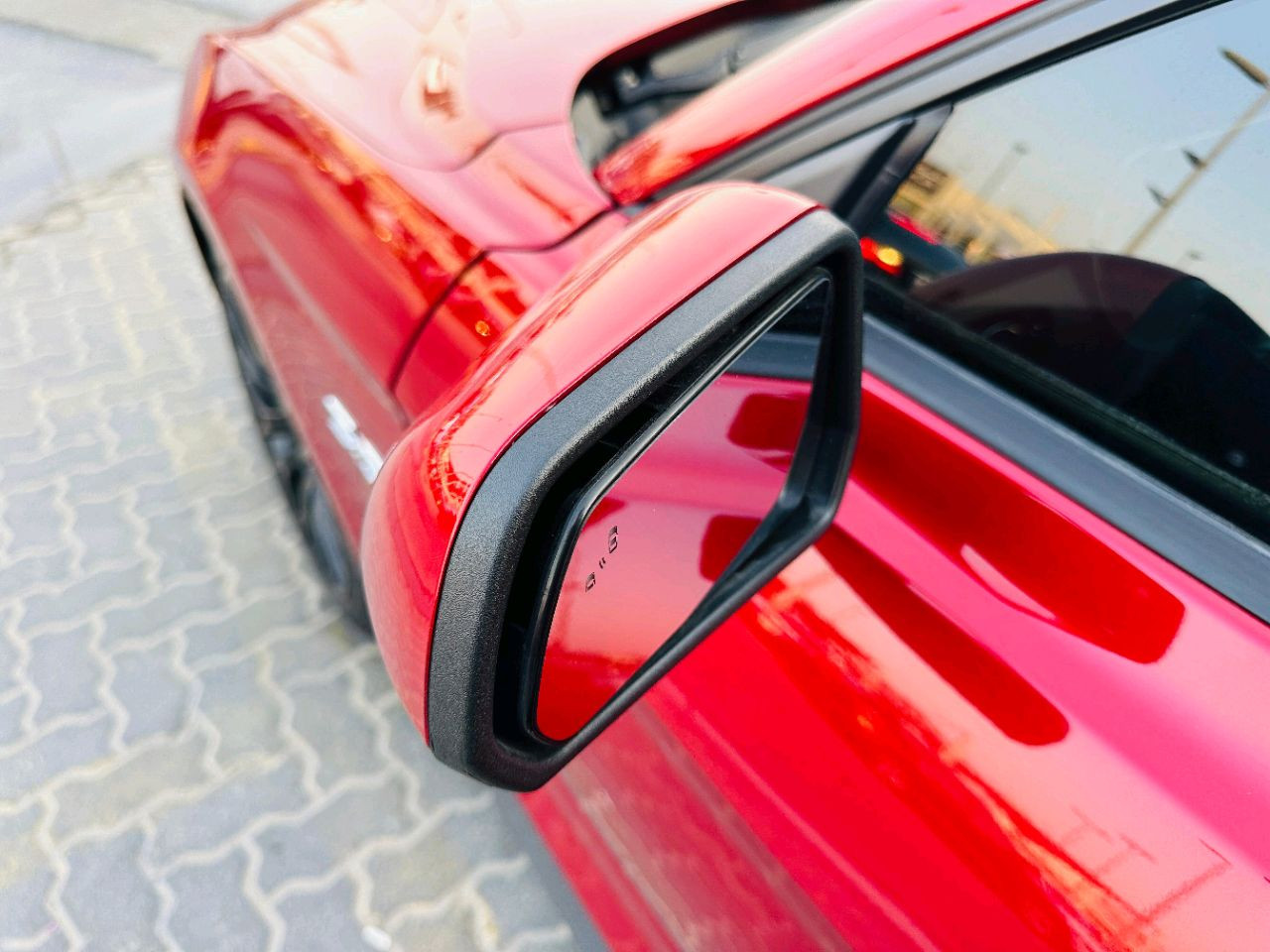 Ford Mustang - Image 10