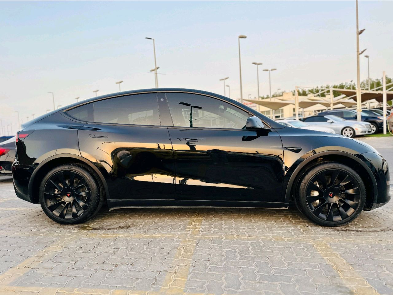 Tesla Y - Image 5